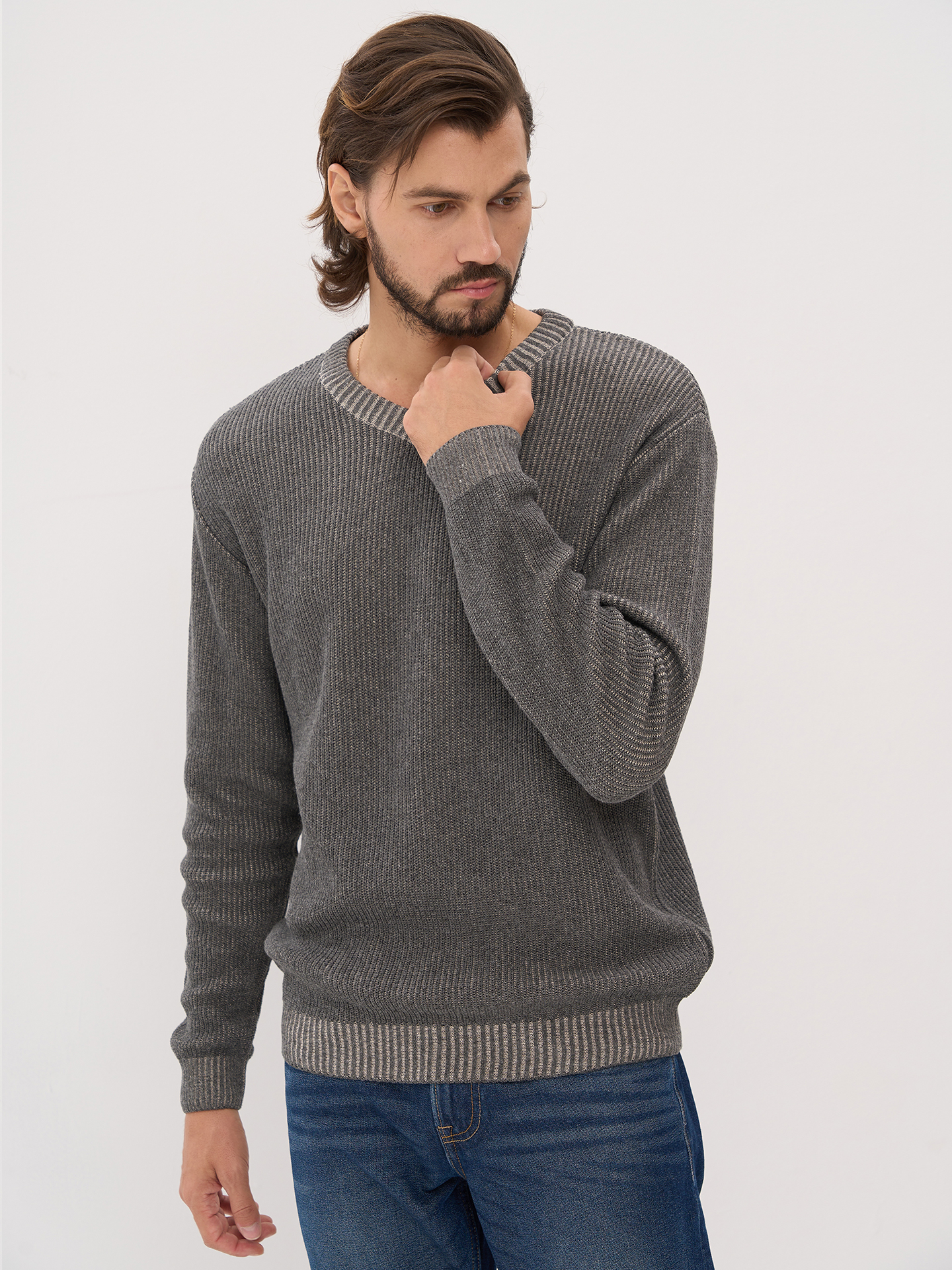Модные мужские свитеры осень-зима 2021-2022 года